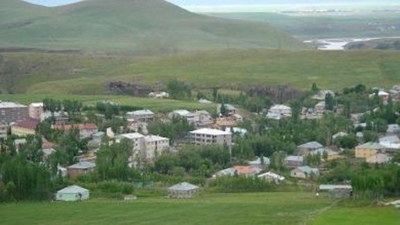 AĞRI HAMUR TEKERLEKLİ SANDALYE