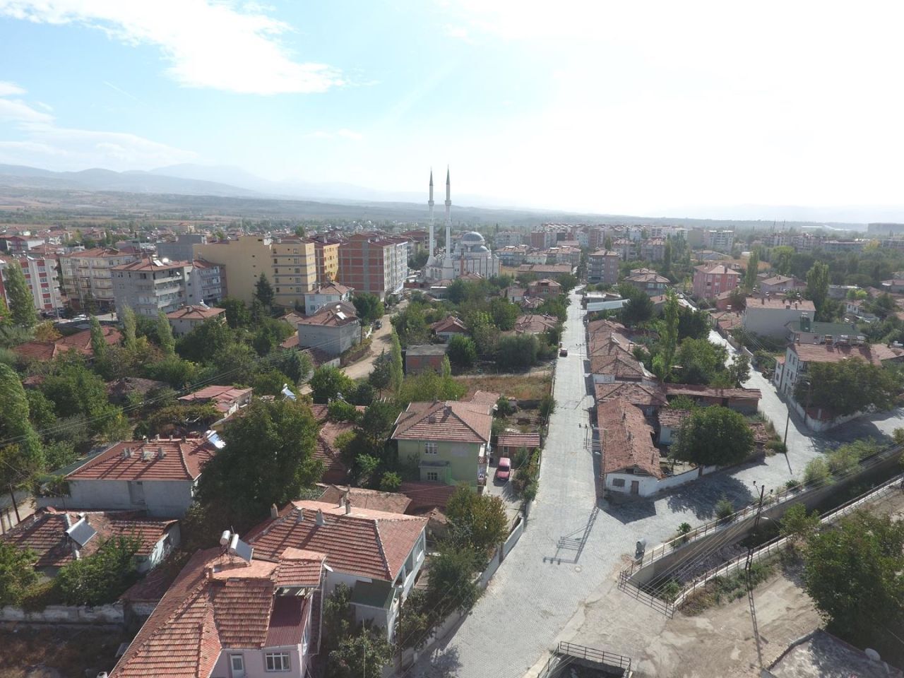 AMASYA SULUOVA TEKERLEKLİ SANDALYE
