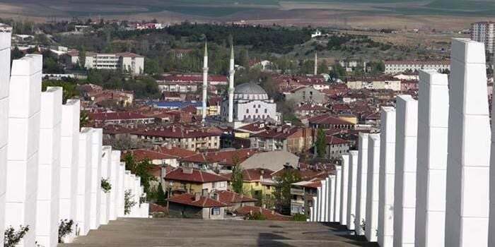 ANKARA POLATLI TEKERLEKLİ SANDALYE