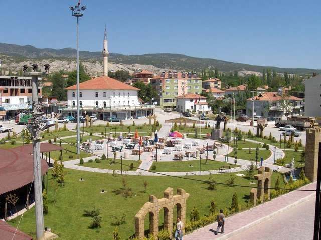 BURDUR GÖLHİSAR TEKERLEKLİ SANDALYE
