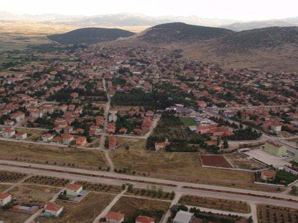 BURDUR KARAMANLI TEKERLEKLİ SANDALYE