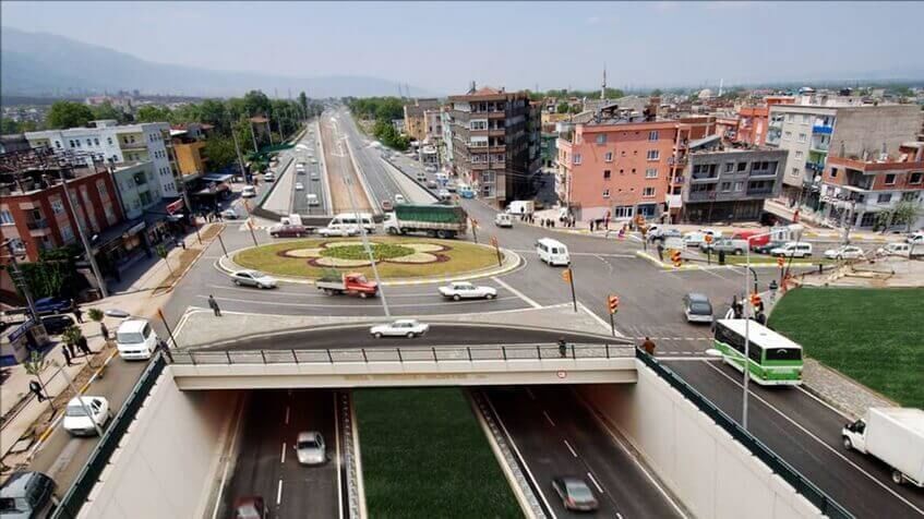 BURSA GÜRSU TEKERLEKLİ SANDALYE