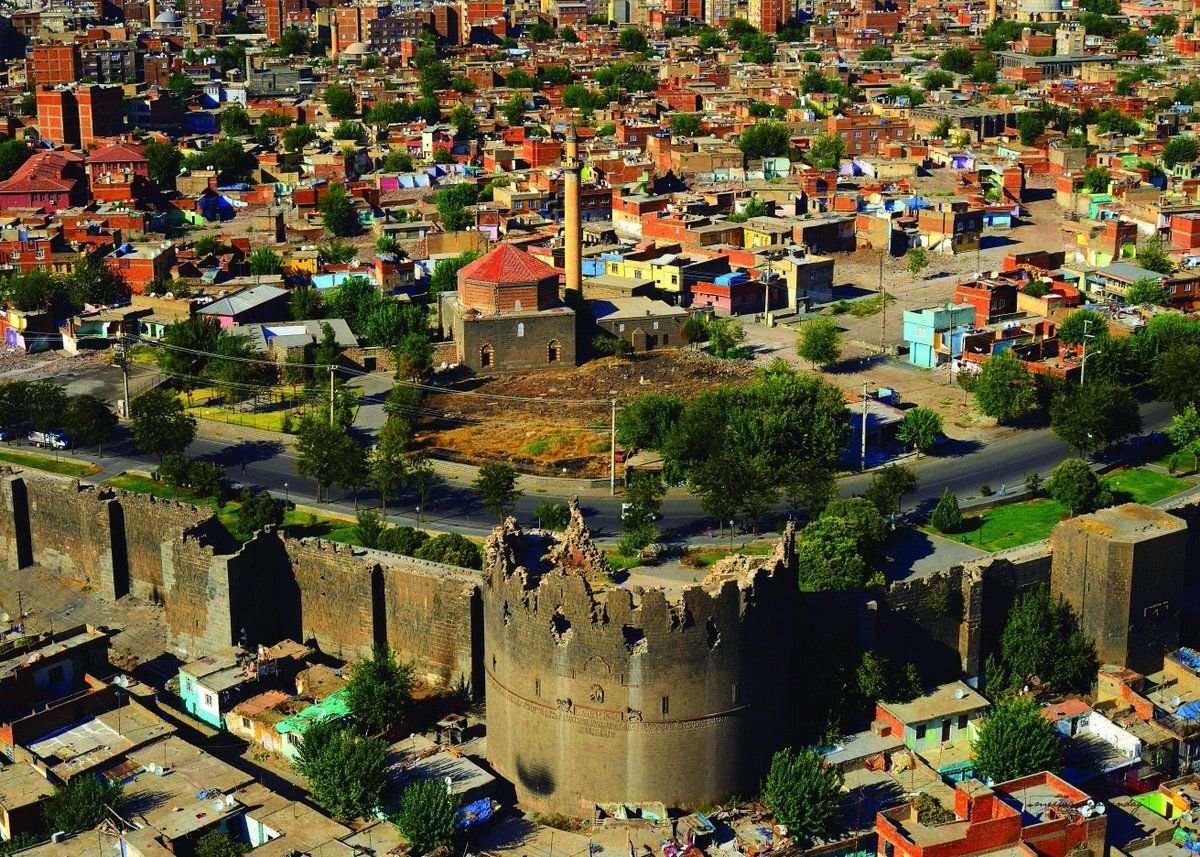 DİYARBAKIR TEKERLEKLİ SANDALYE