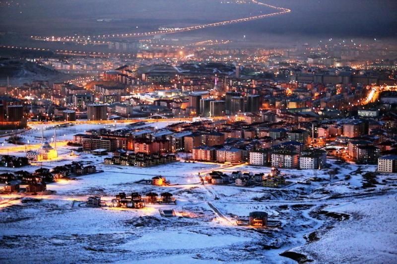 ERZURUM PALANDÖKEN TEKERLEKLİ SANDALYE