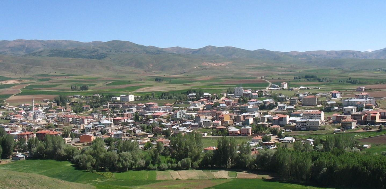 GÜMÜŞHANE KÖSE TEKERLEKLİ SANDALYE