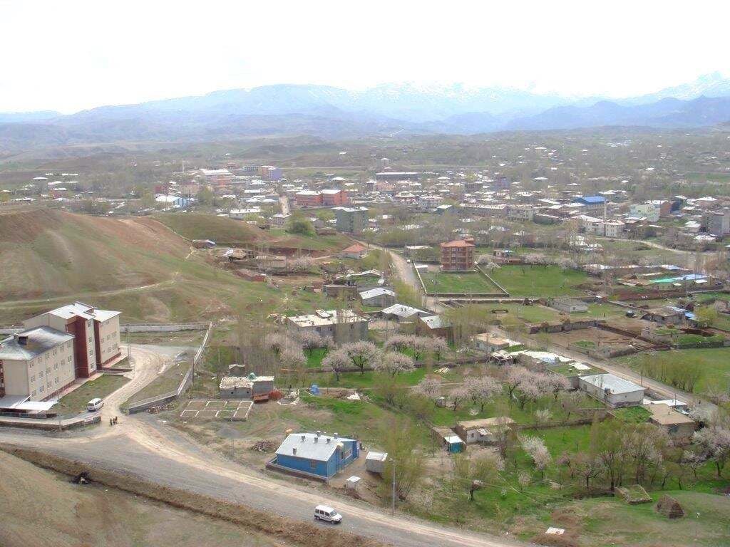 IĞDIR TUZLUCA TEKERLEKLİ SANDALYE