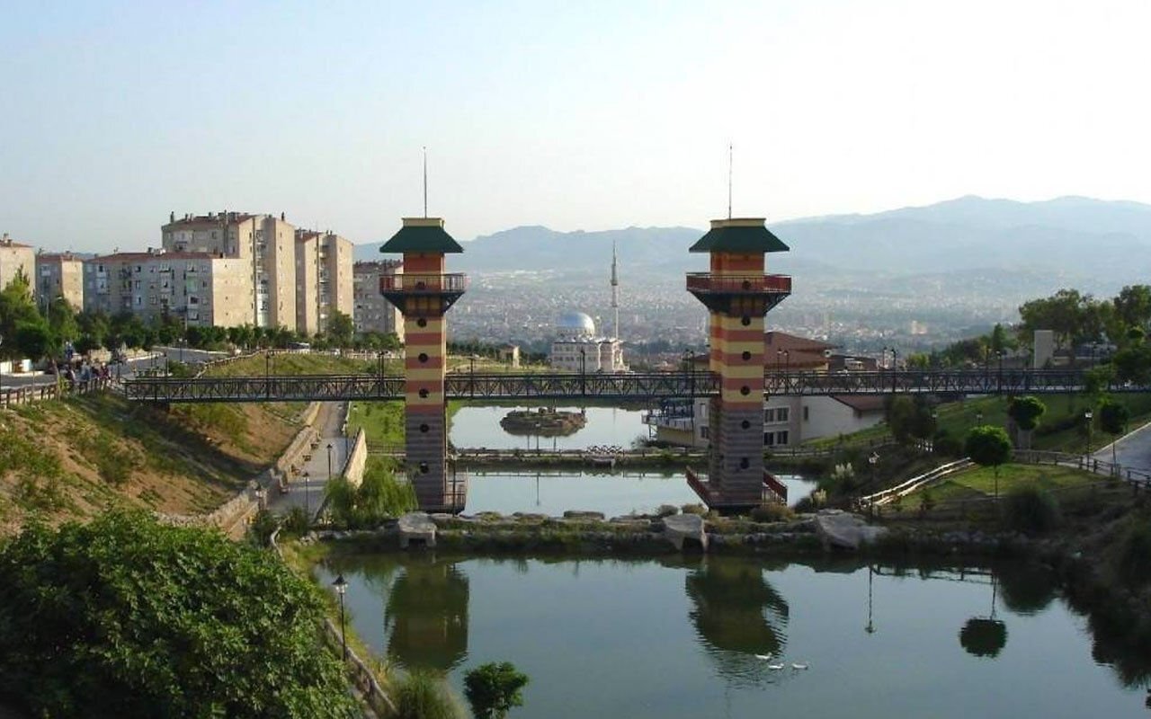 İZMİR BUCA TEKERLEKLİ SANDALYE