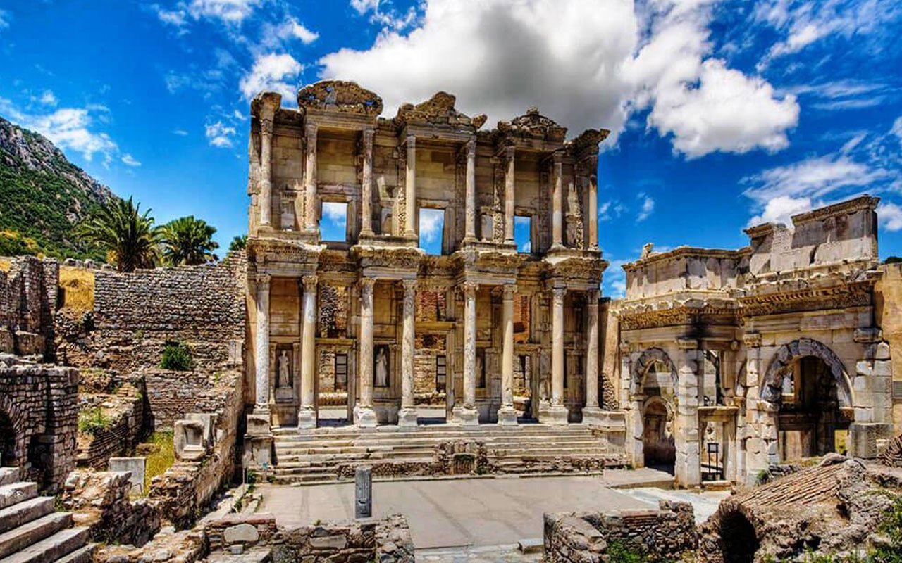 İZMİR SELÇUK TEKERLEKLİ SANDALYE