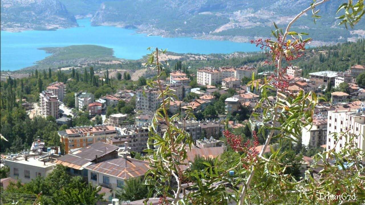 KARAMAN ERMENEK TEKERLEKLİ SANDALYE