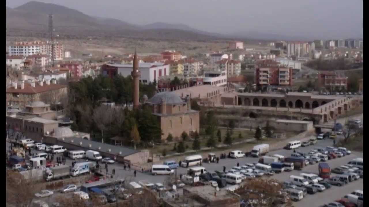 KAYSERİ İNCESU TEKERLEKLİ SANDALYE