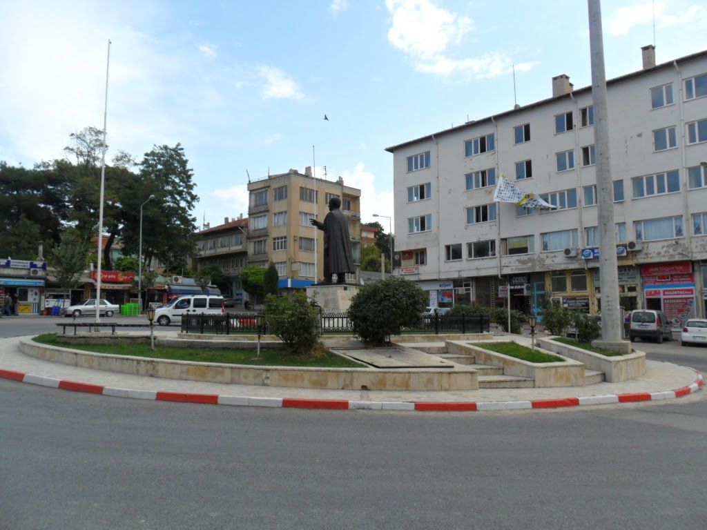 KIRKLARELİ PINARHİSAR TEKERLEKLİ SANDALYE