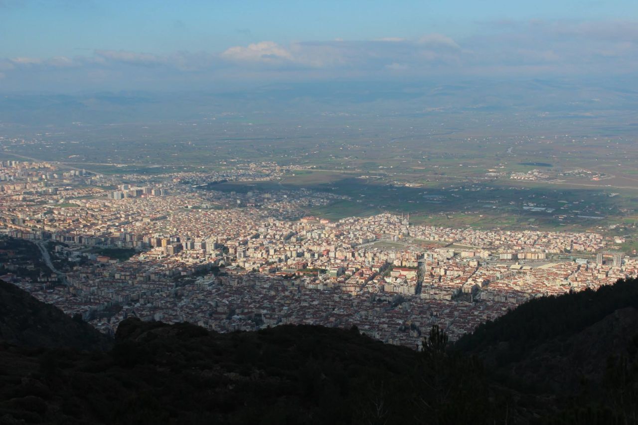 MANİSA YUNUSEMRE TEKERLEKLİ SANDALYE