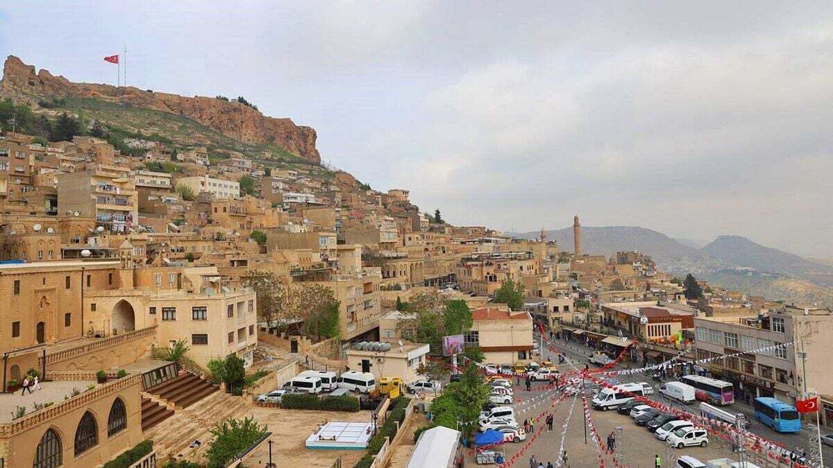 MARDİN MAZIDAĞI TEKERLEKLİ SANDALYE