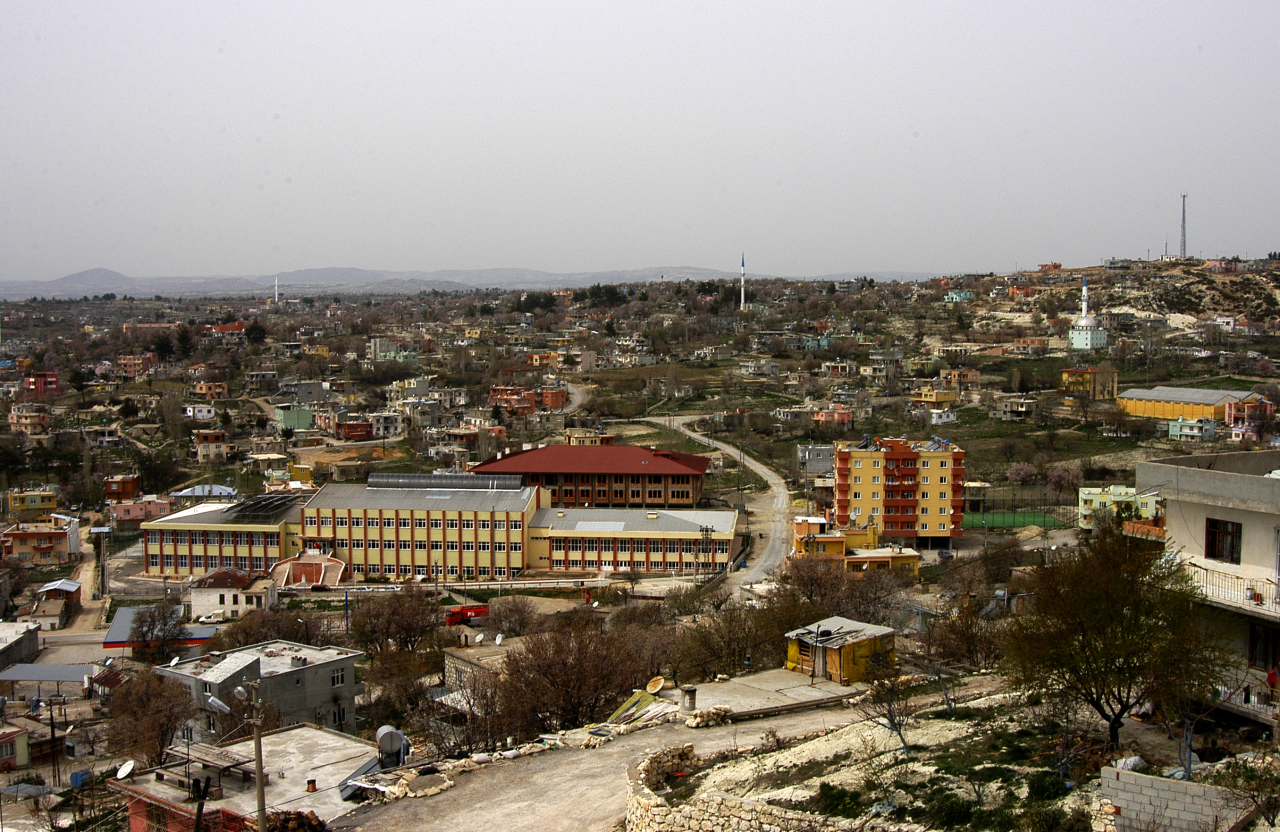MERSİN GÜLNAR TEKERLEKLİ SANDALYE