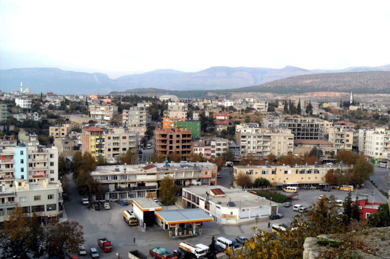 MERSİN MUT TEKERLEKLİ SANDALYE