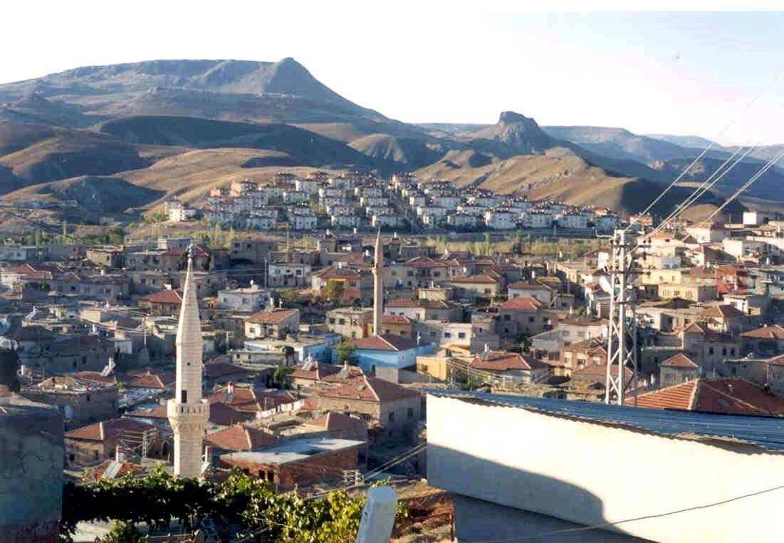 NİĞDE ÇİFTLİK TEKERLEKLİ SANDALYE