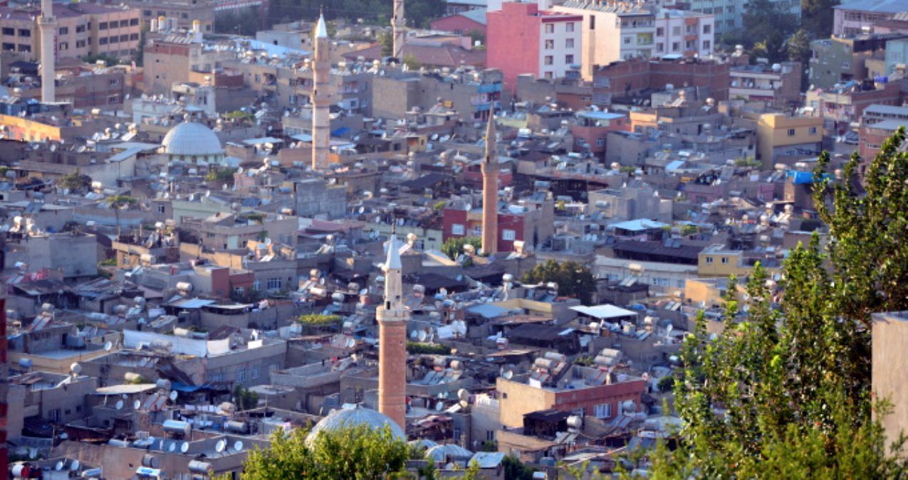 SİİRT TEKERLEKLİ SANDALYE