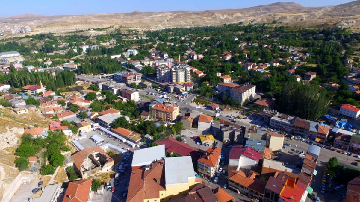 SİVAS GÜRÜN TEKERLEKLİ SANDALYE