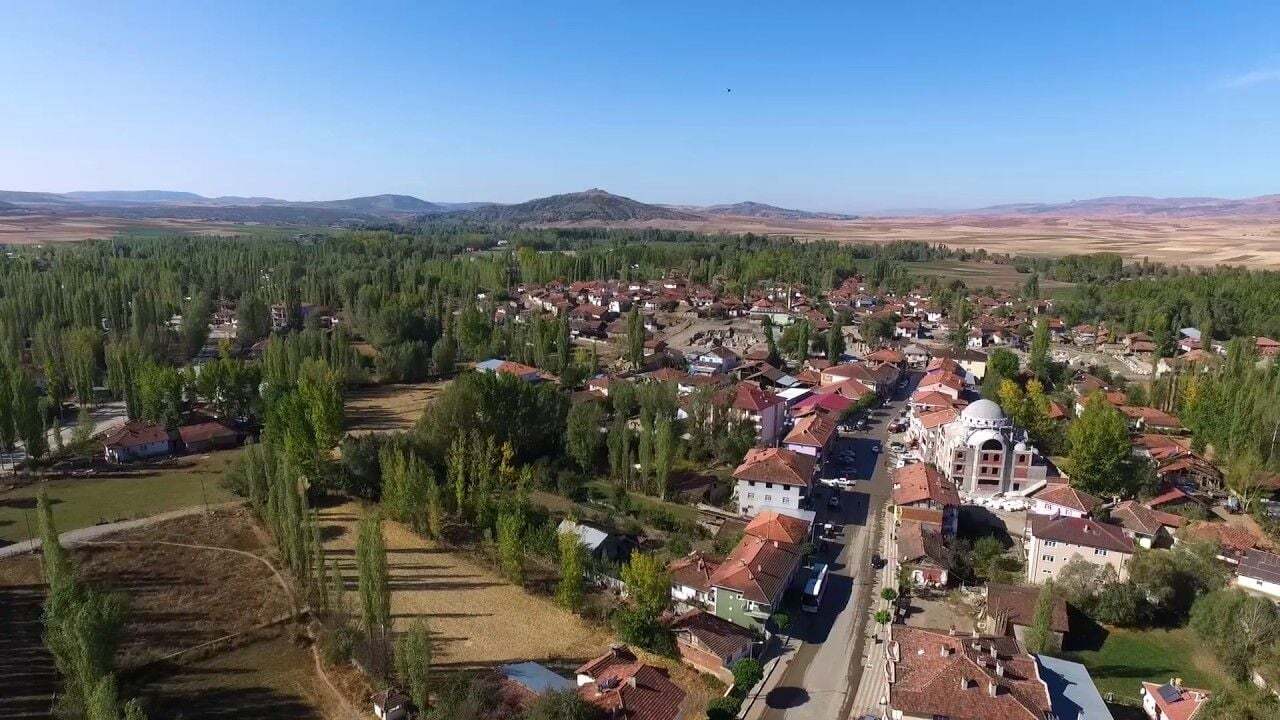 TOKAT SULUSARAY TEKERLEKLİ SANDALYE