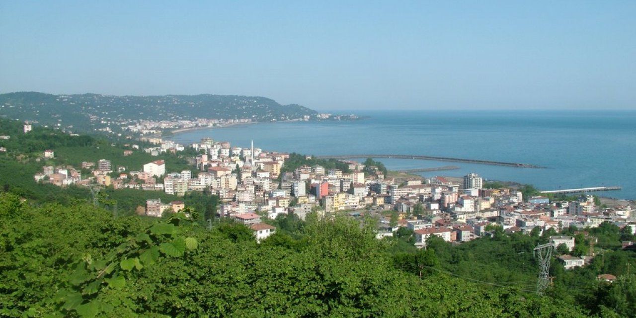 TRABZON VAKFIKEBİR TEKERLEKLİ SANDALYE
