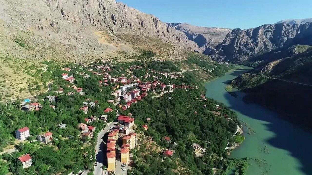 TUNCELİ TEKERLEKLİ SANDALYE